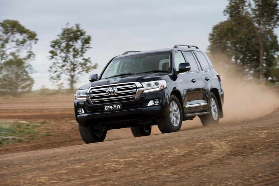  Toyota Land Cruiser 200 VX (UZJ200) 2015 года  (AU) (фото 3 из 11)
